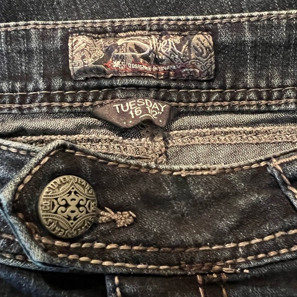 Womens Classic Silver Tuesday 16 1/2 Blue Jeans With White Stitching, 5 Pockets. - Picture 5 of 16